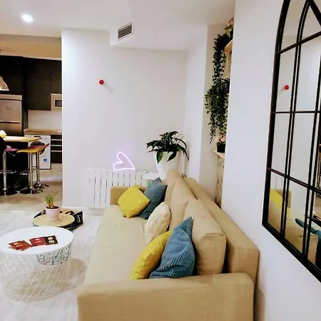 Centro San Blas 36, Proximo Al Pilar דירה *